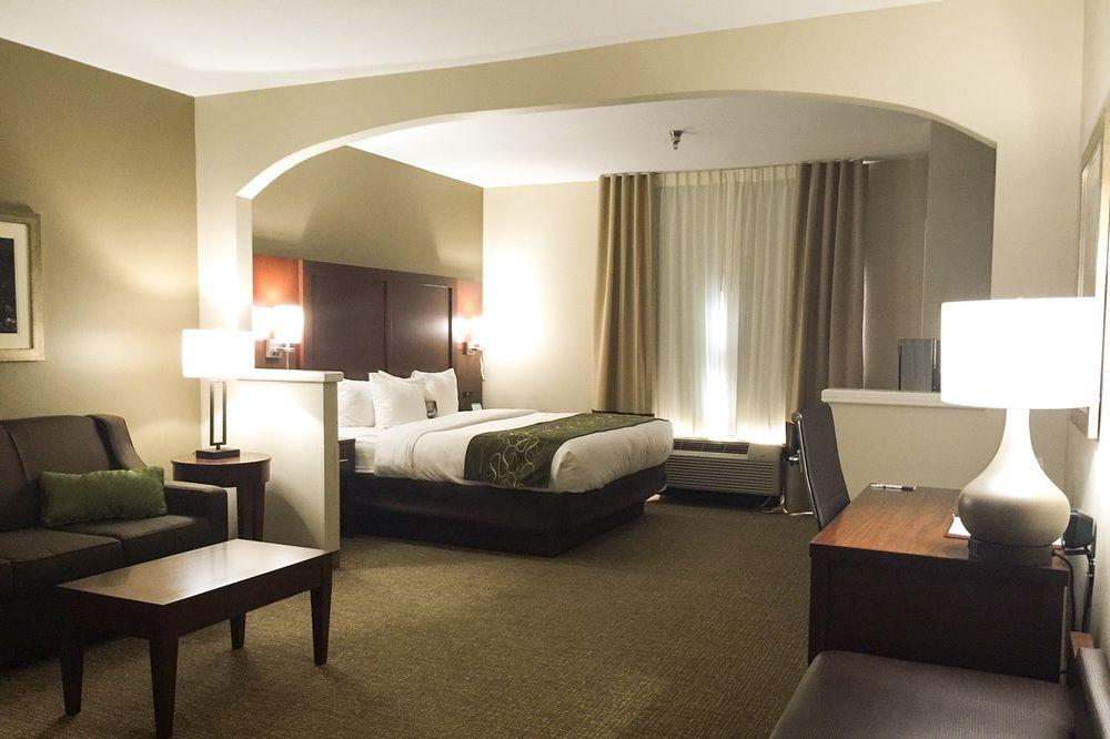 Comfort Suites Johnson City Near University Экстерьер фото