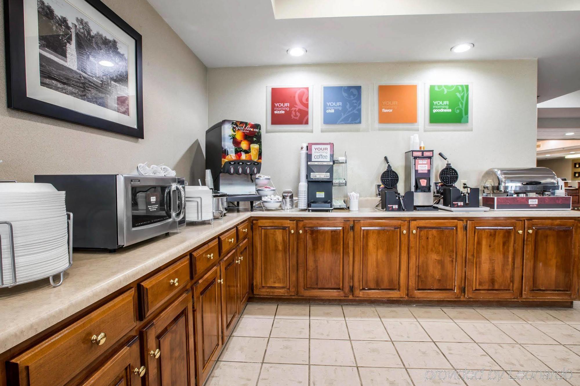 Comfort Suites Johnson City Near University Экстерьер фото