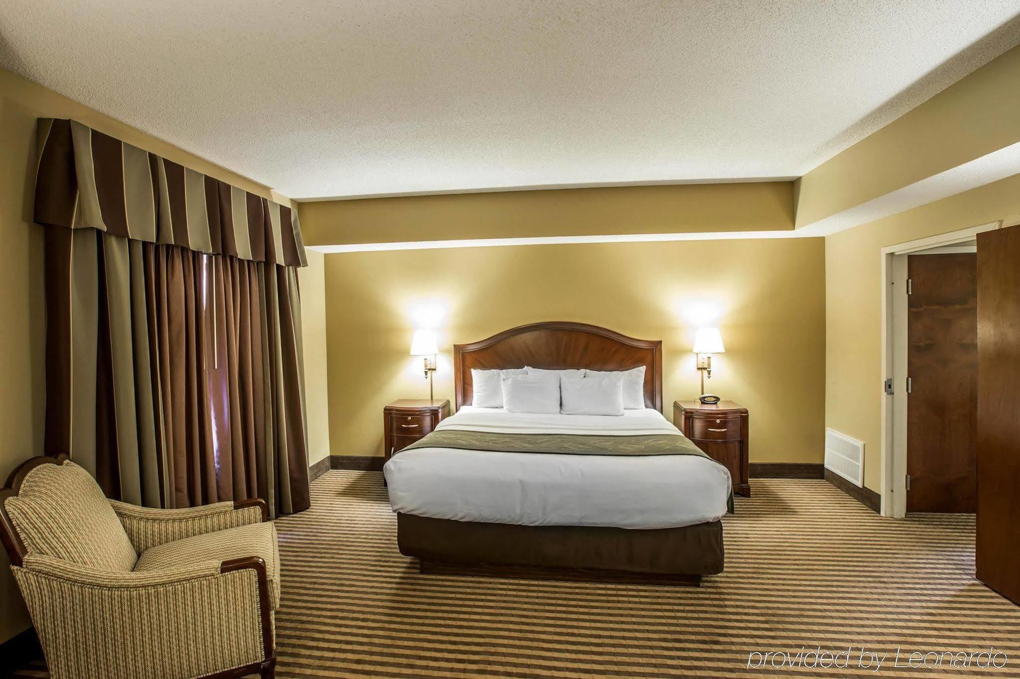 Comfort Suites Johnson City Near University Экстерьер фото