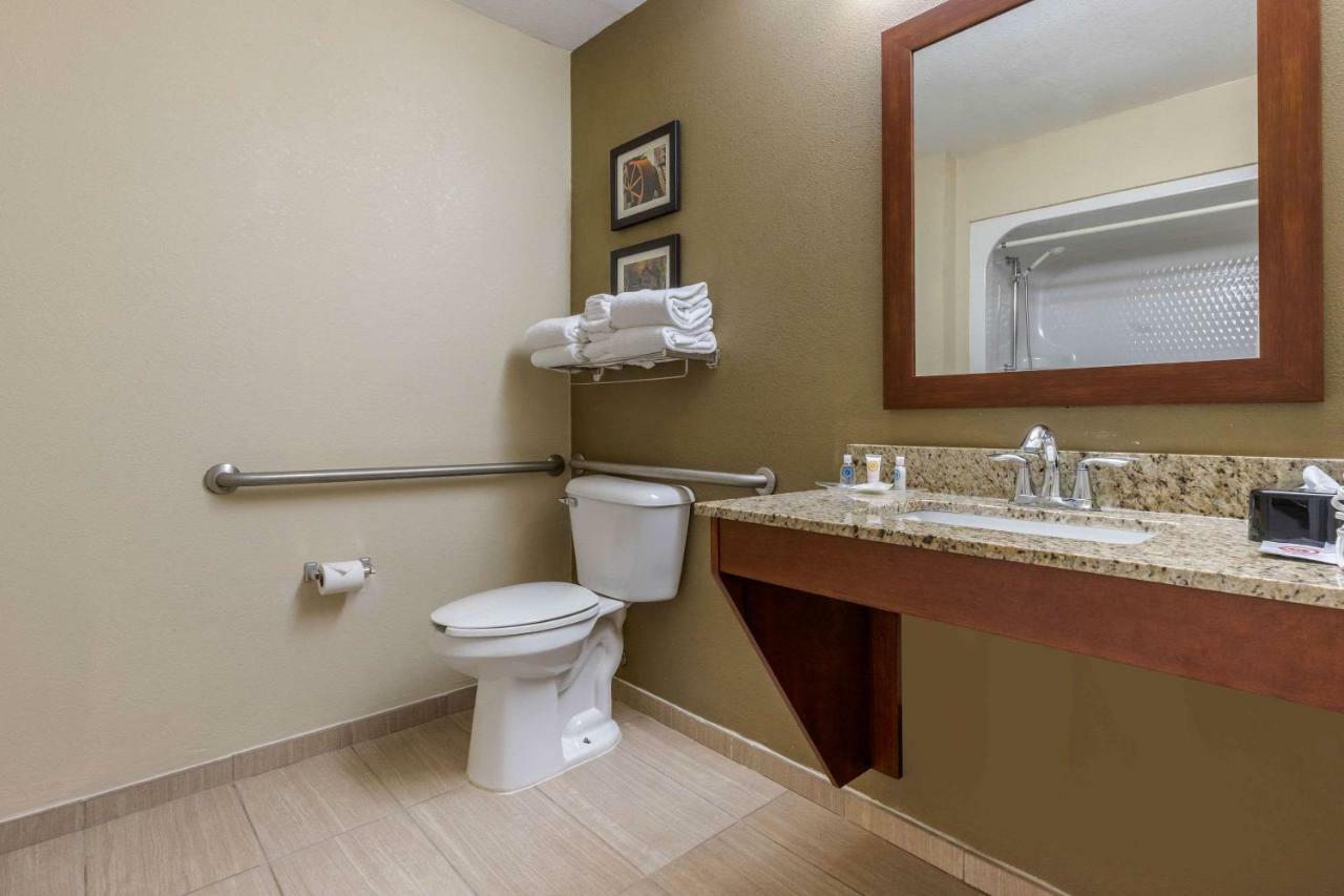 Comfort Suites Johnson City Near University Экстерьер фото