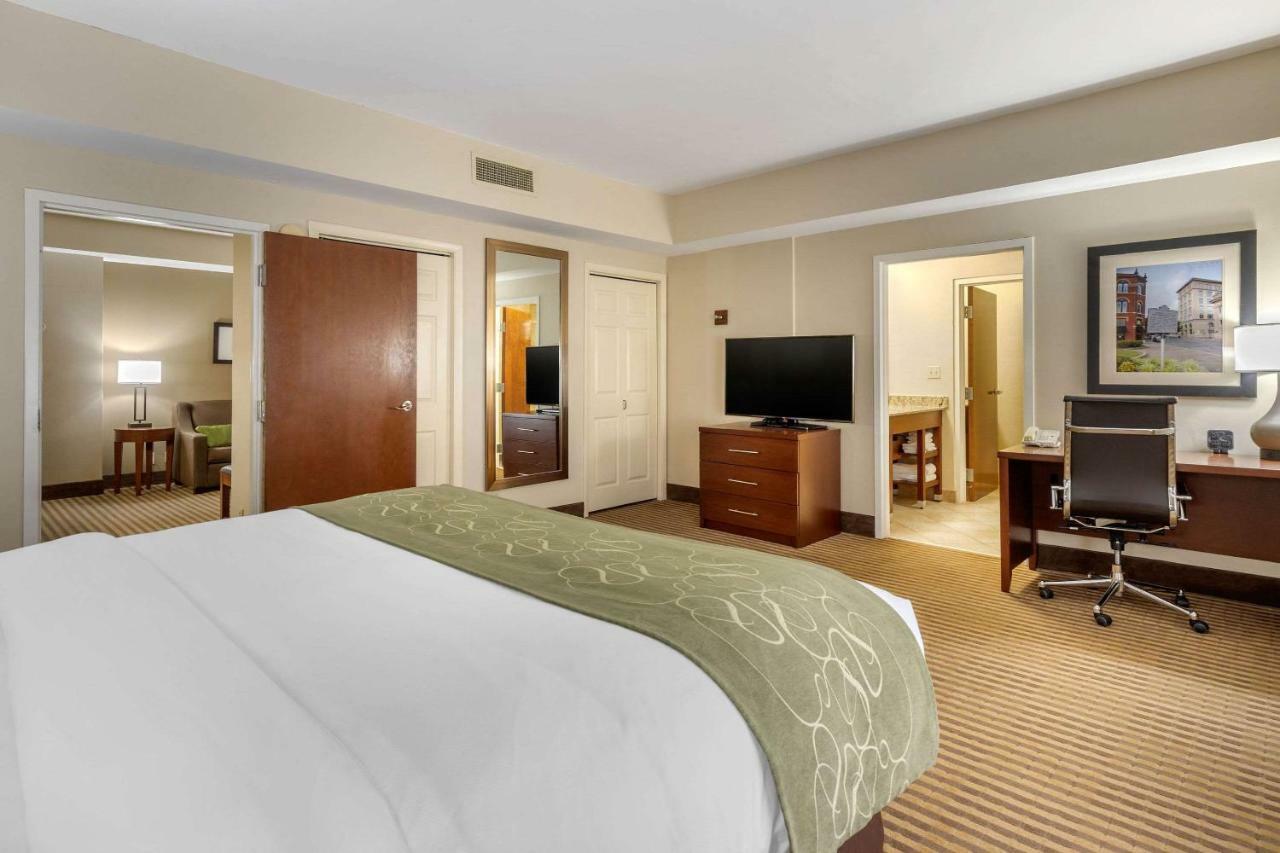 Comfort Suites Johnson City Near University Экстерьер фото